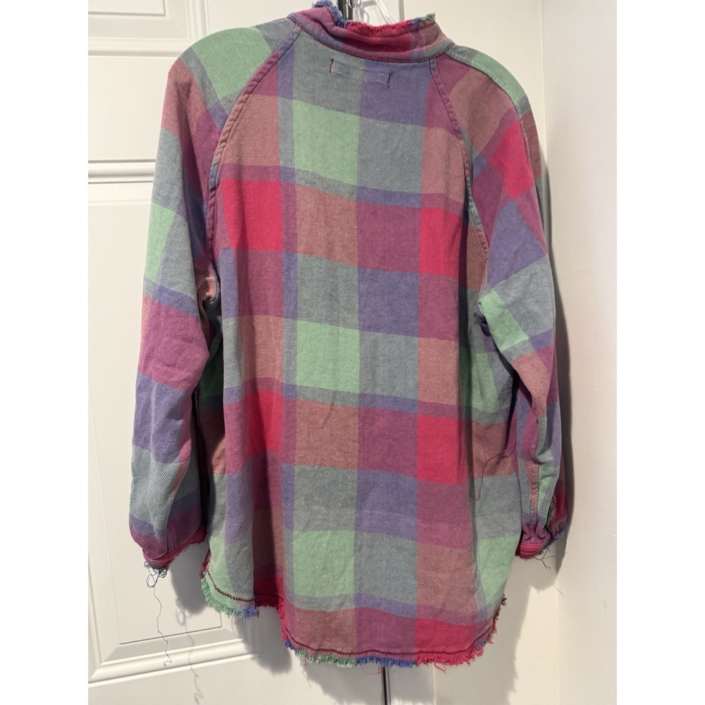 We The Free Women's Plaid Shirt Jacket Raw Hem Distressed Boho Pink Green S - Picture 13 of 13